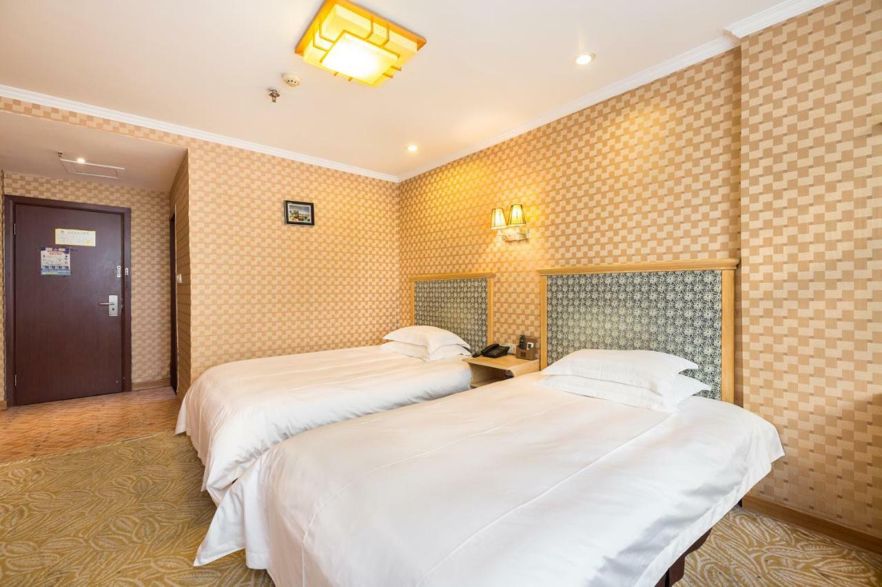 Omeiga Business Hotel Yiwu (Zhejiang) Exterior photo