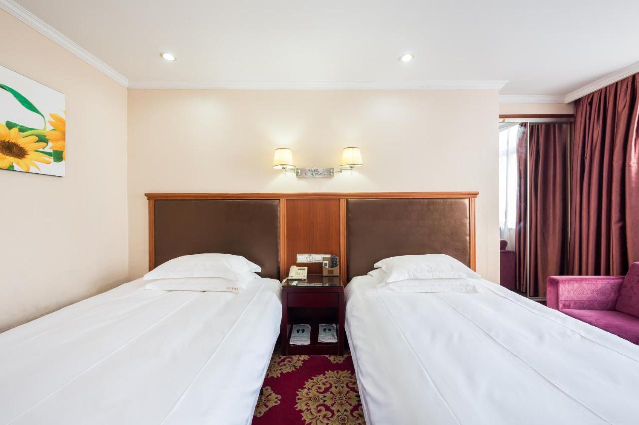 Omeiga Business Hotel Yiwu (Zhejiang) Exterior photo
